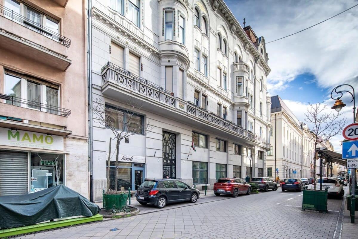 Convenient Apartment At Gastro Driven Location Budapest Exterior photo